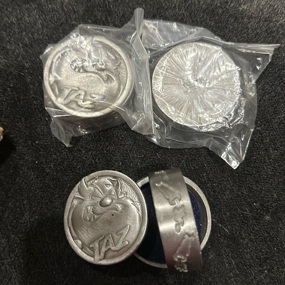 VGT Looney Tunes Pewter Trinket Box Taz Tasmanian Devil 1997 Warner Bros NOS - Picture 1 of 2